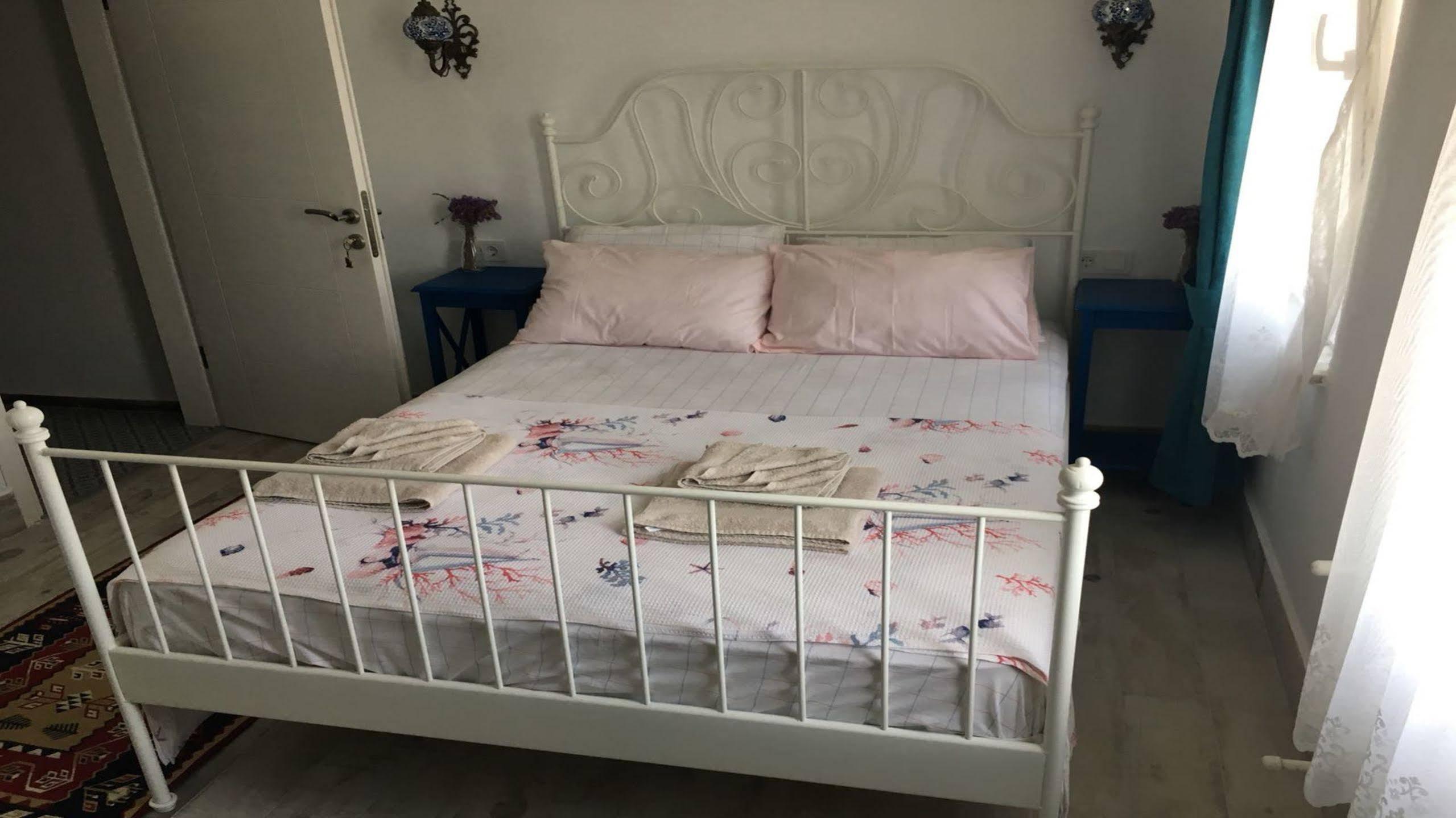 Mylos Hotel Бозджаада Екстериор снимка